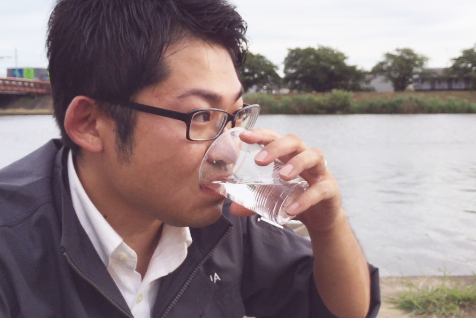 純水飲む
